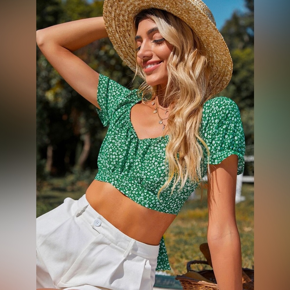 Ditsy Floral Tie Back Crop Top | Size: L